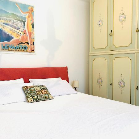 Prince Apartment Levanto Bagian luar foto